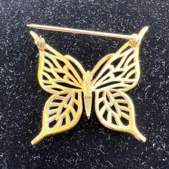 Crown Trifari Vintage Metal Butterfly Brooch With Red Gem White Gold Trim - Picture 3 of 7